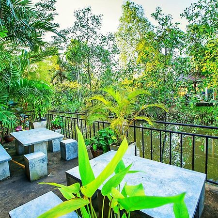 Nida Rooms Central 89 Plaza Resort Surat Thani Exteriör bild